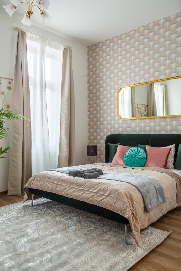 Explore Budapest From A Luxurious Cozy Apartment Exteriér fotografie